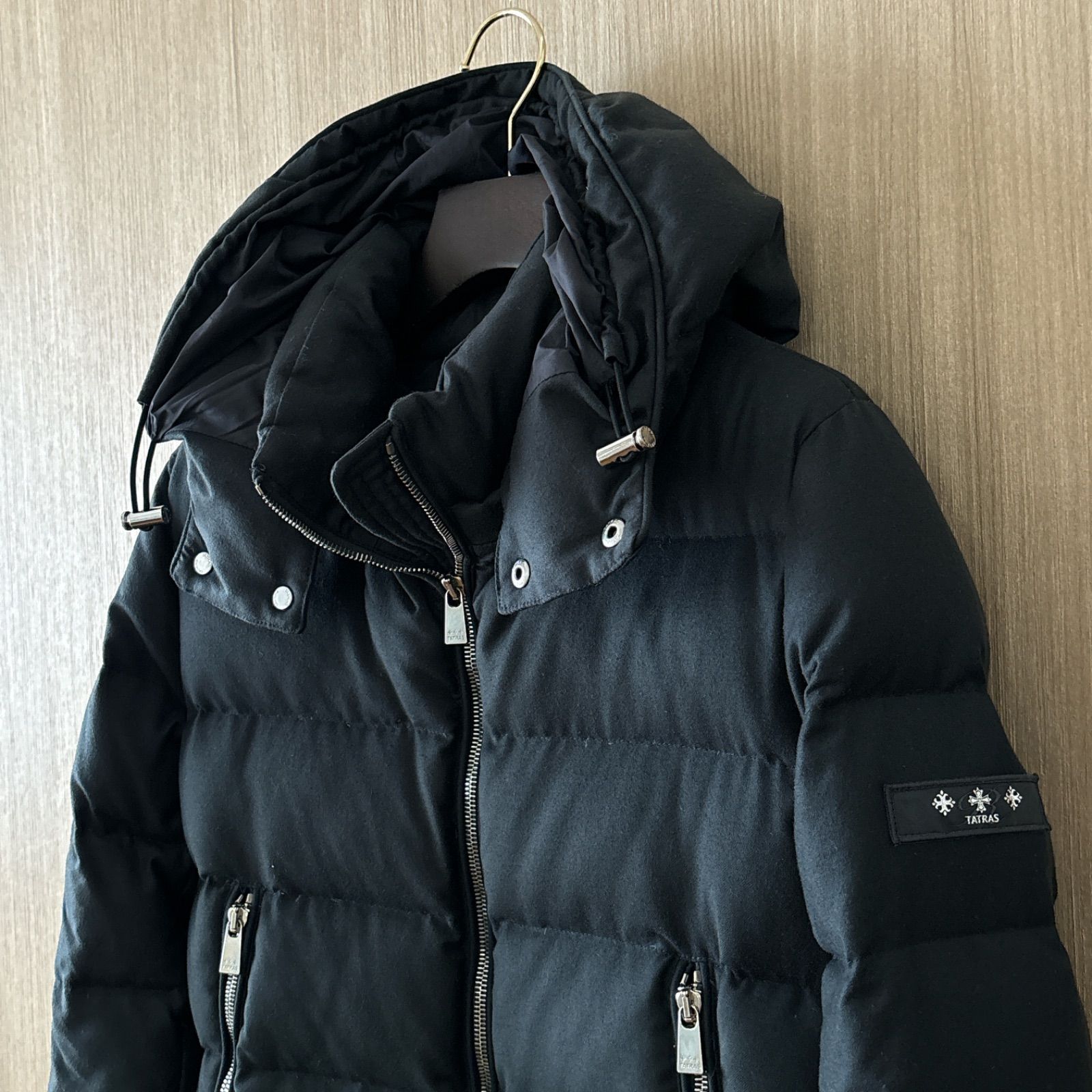 美品 TATRAS ダウンジャケット バルボ ブラック 2025年 秋冬新作TATRAS 