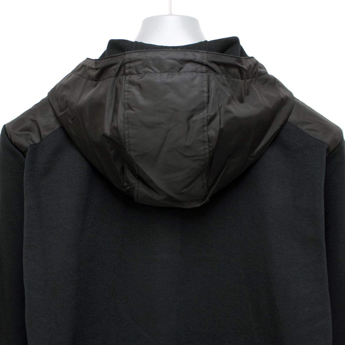 1 PRADA プラダ UJL19A 10UF F0002 ブラック ロゴ パーカー