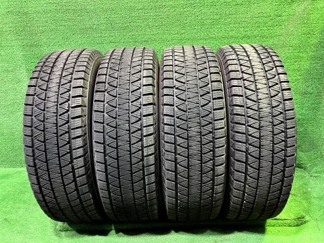 BRIDGESTONE スタッドレス ブリヂストン ブリザックDM-V3 215|70R16 4本 9ミリ 2020年