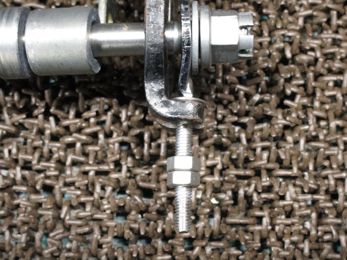 XE75 スイングアーム チェーンカバー アクスルシャフト A6351 CE75 ホンダ CE75E キャブ車 動画有 6V BRIGHTFACE_UK