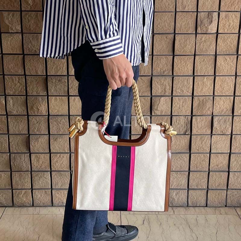 ☆春夏にピッタリ☆ MARNI ナチュラル ミディアム Trunkaroo ☆2024春夏入荷☆MARNI マルニ BMMP0024U4 P6458 MARCEL