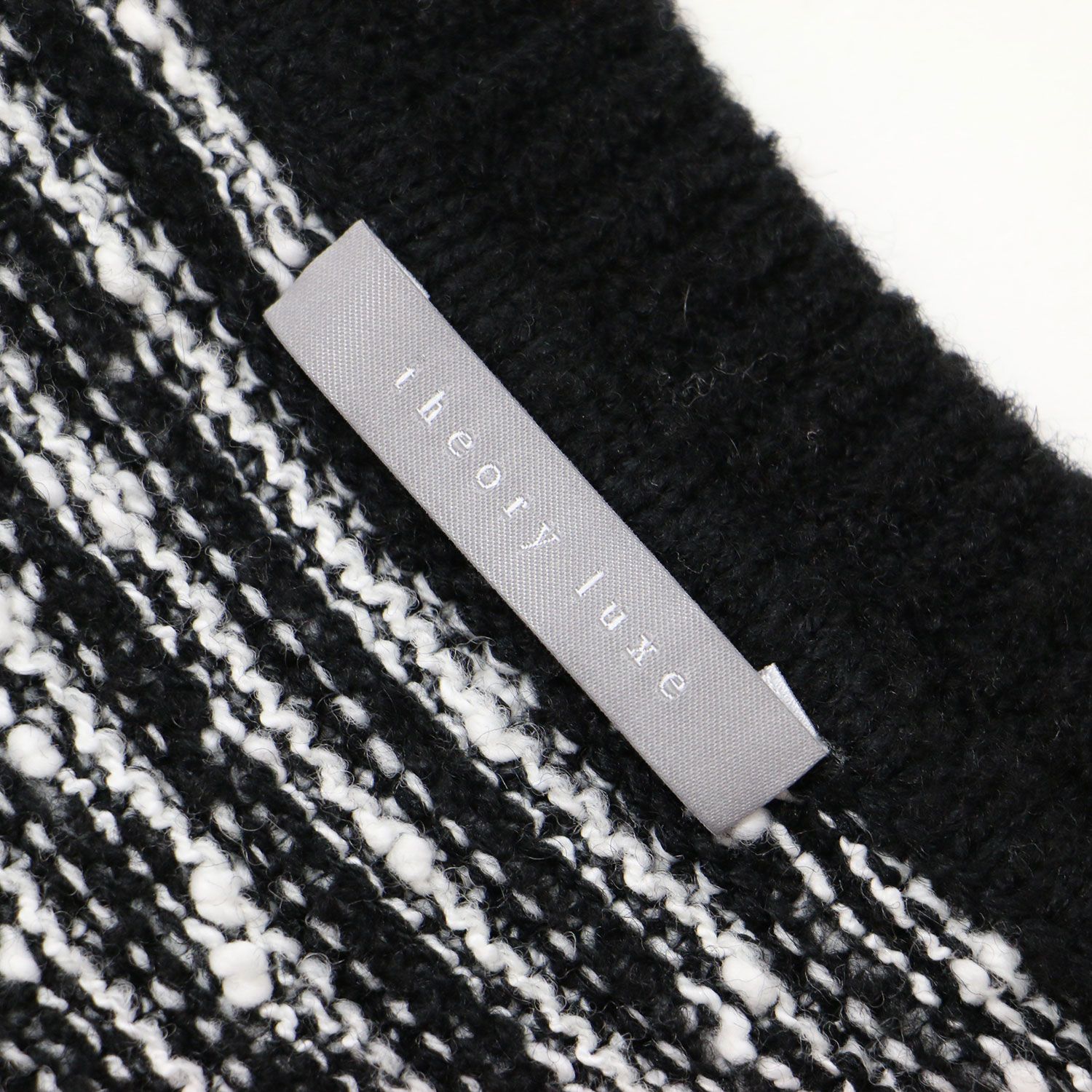 美品 theory luxe セオリーリュクス カーディガン ブラック ホワイト