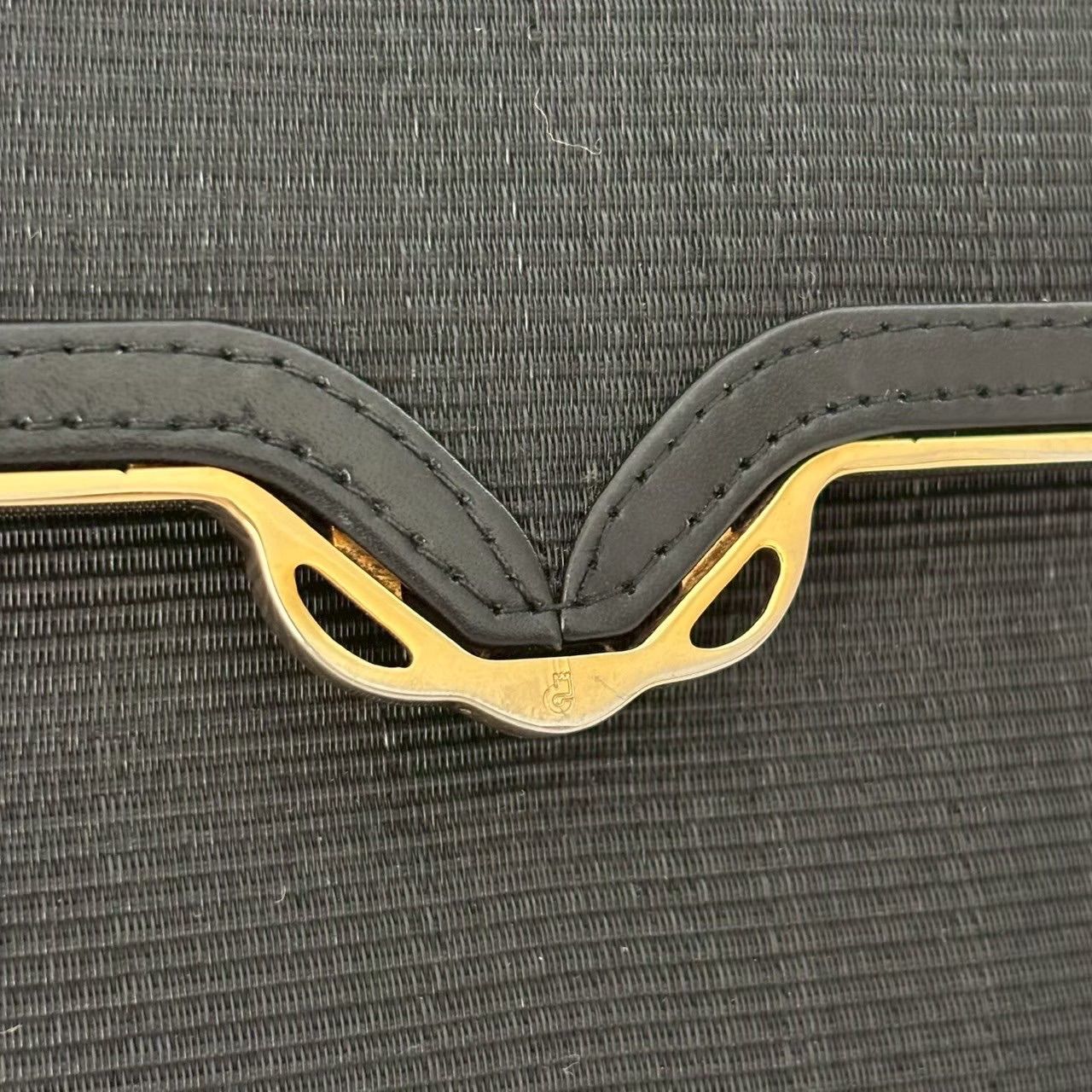 COMTESSE コンテス 2WAYバック 黒 ゴールド金具 ショルダーバッグ