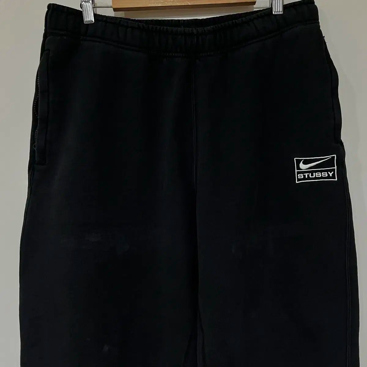 M Nike(ナイキ） x STUSSY(ステューシー) ジョガーパンツ - メルカリ