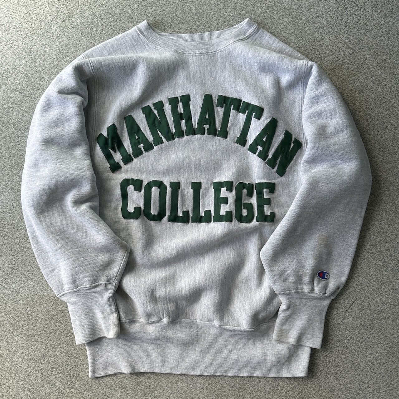 90s USA製　Champion　REVERSE　WEAVE　チャンピオン　リバースウィーブ　カレッジロゴ　マンハッタン　刺繍ロゴ　Mサイズ　 霜降りグレー　スウェット　トレーナー 古着