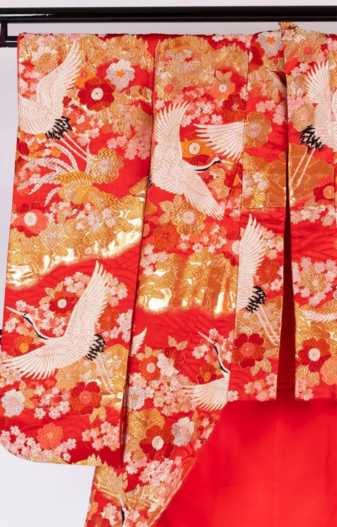 50%OFF! 125,000円→62,500円】❇︎花嫁色打掛け❇︎ 朱色/金刺繍 鶴 