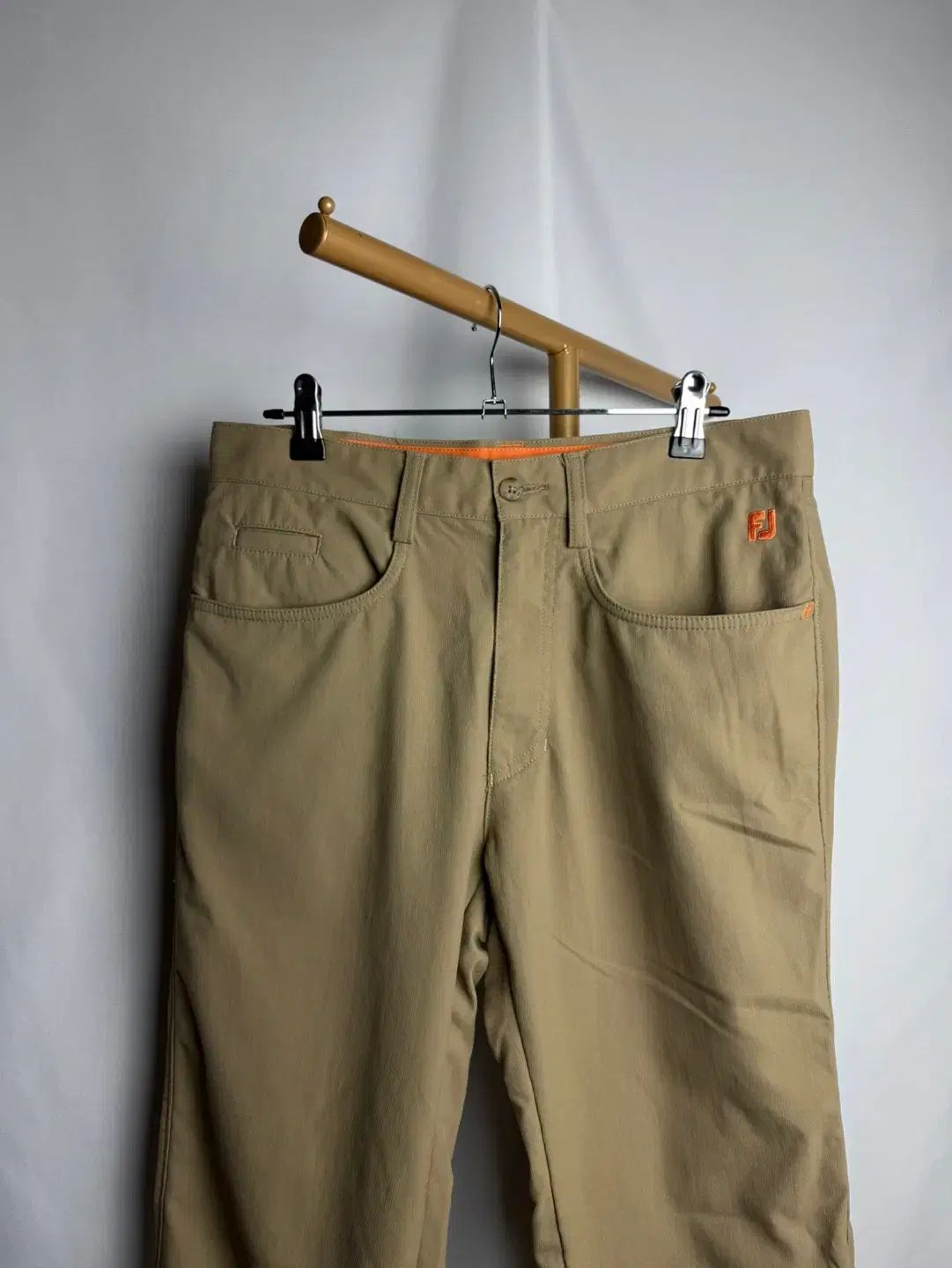 東芝 TOSHIBA オーブンレンジ 2021年製 ER-T16W（説明書欠品）