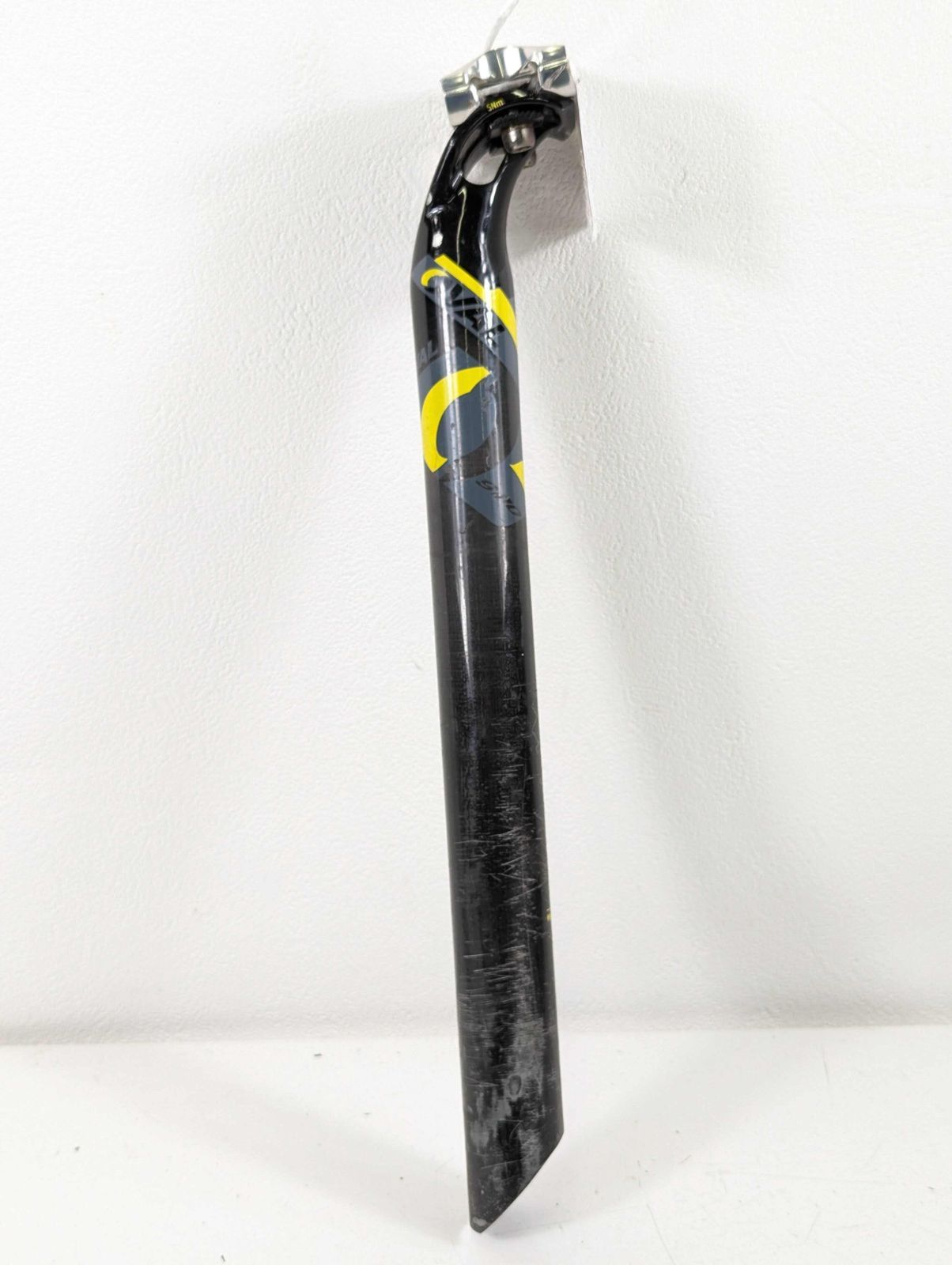 【超ポイントバック祭】 並品】Oval 31.6㎜ シートポスト アルミ カーボンラップ パーツ