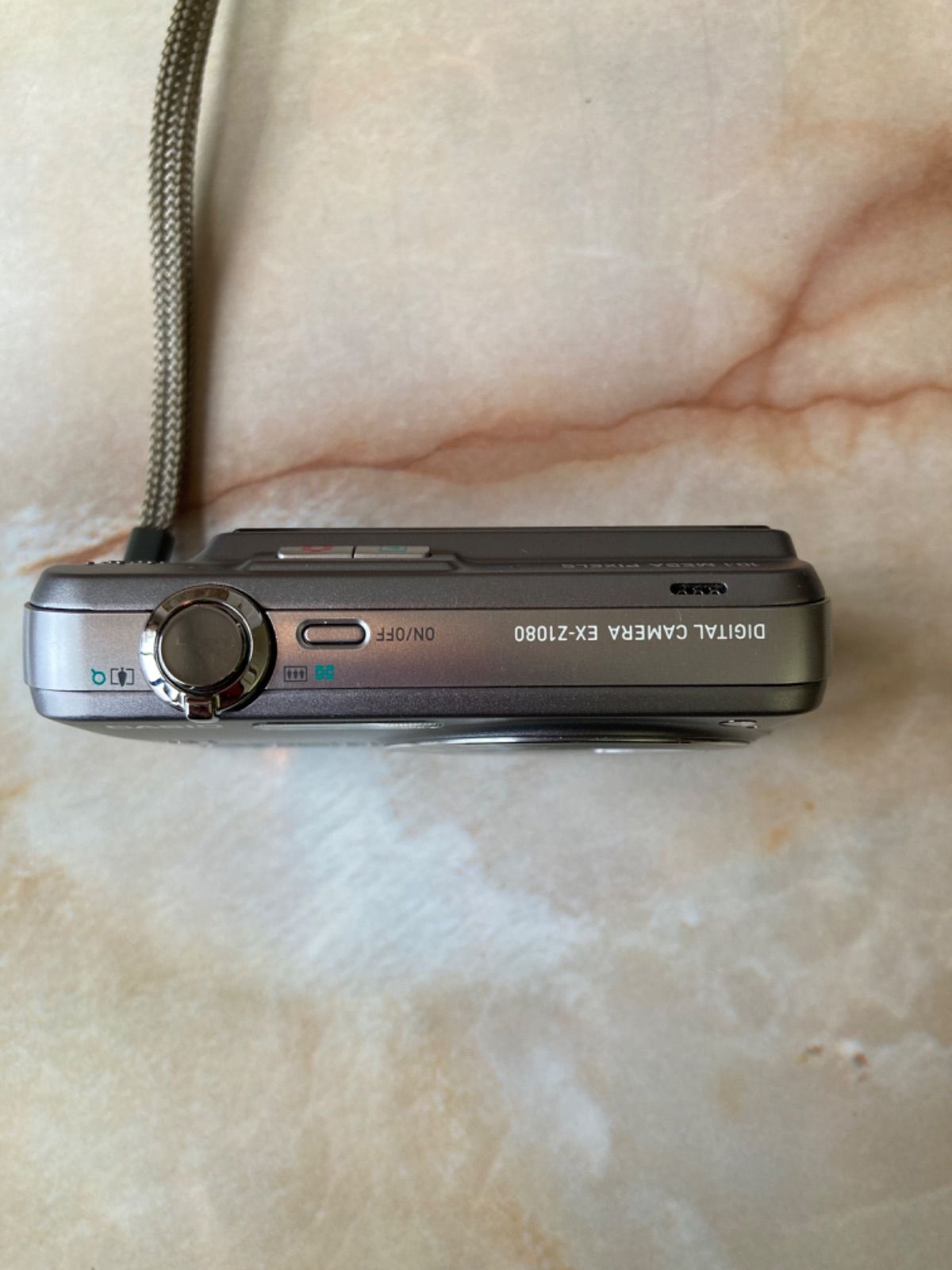CASIO EXILIM ZOOM EX-Z1080 デジタルカメラ　デジカメ