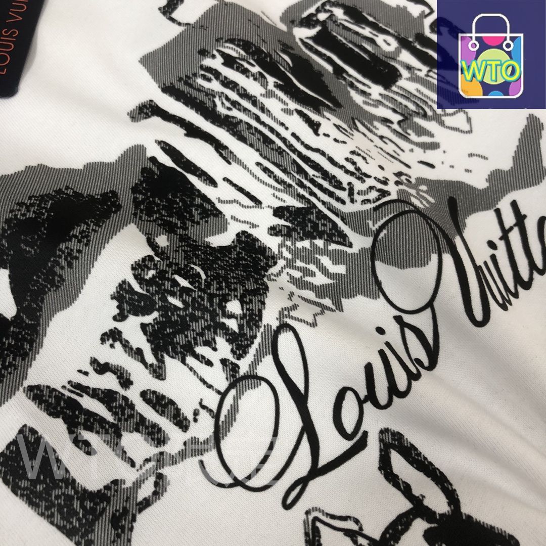 春夏 ロゴプリントTシャツ