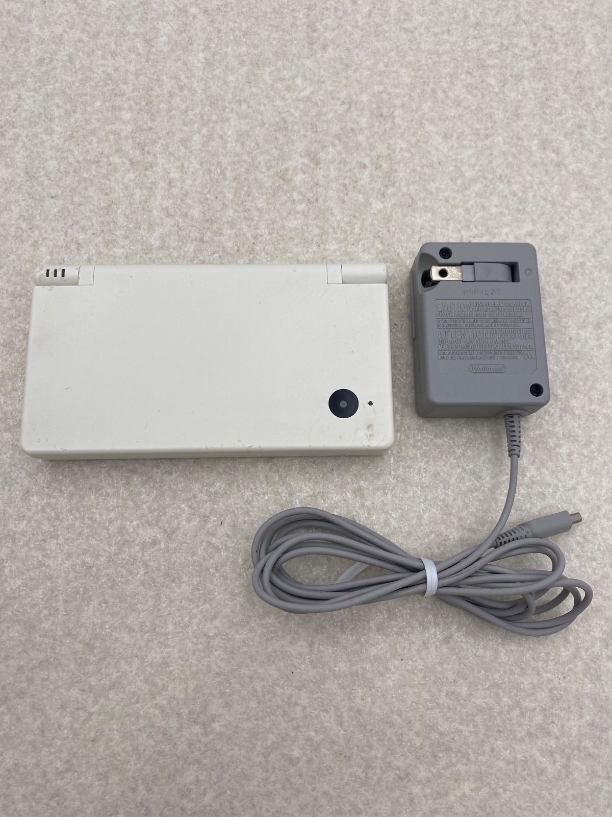 DSi本体 LG2660 Plz Read Item Condi Nintendo DSi DS Black Console