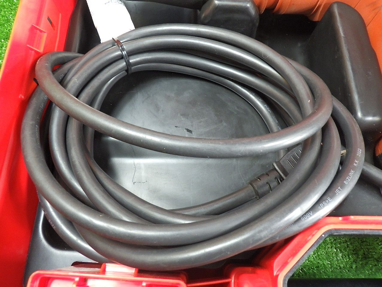 コンクリートの破砕に HILTI 電動ハンマ TE500-X コード式 ビット付き 品 HRDEVELOPMENT_JP