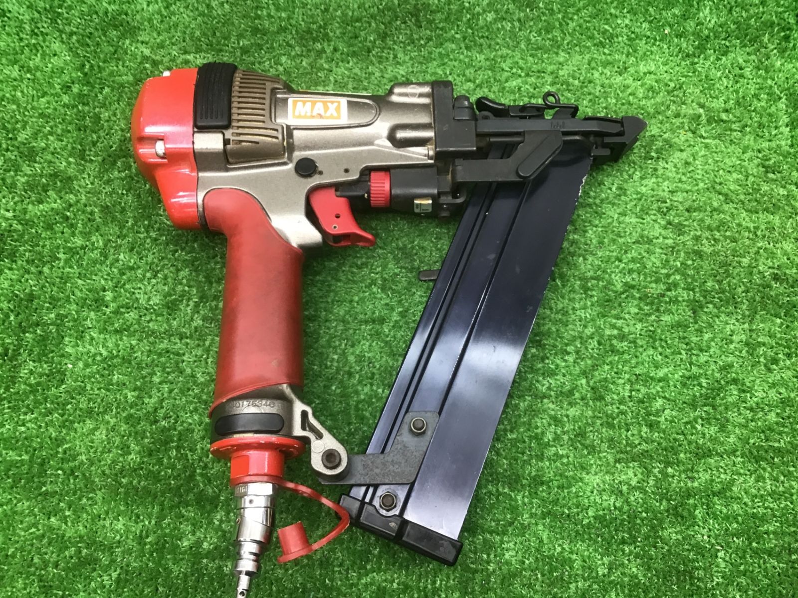 動作品 マックス