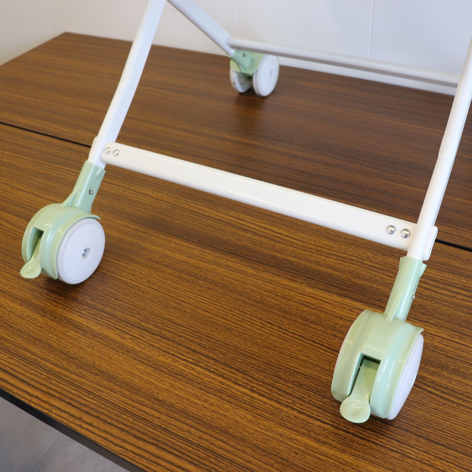 美品】KATOJI カトージ スイングハイローラック SH-0019 ハイ