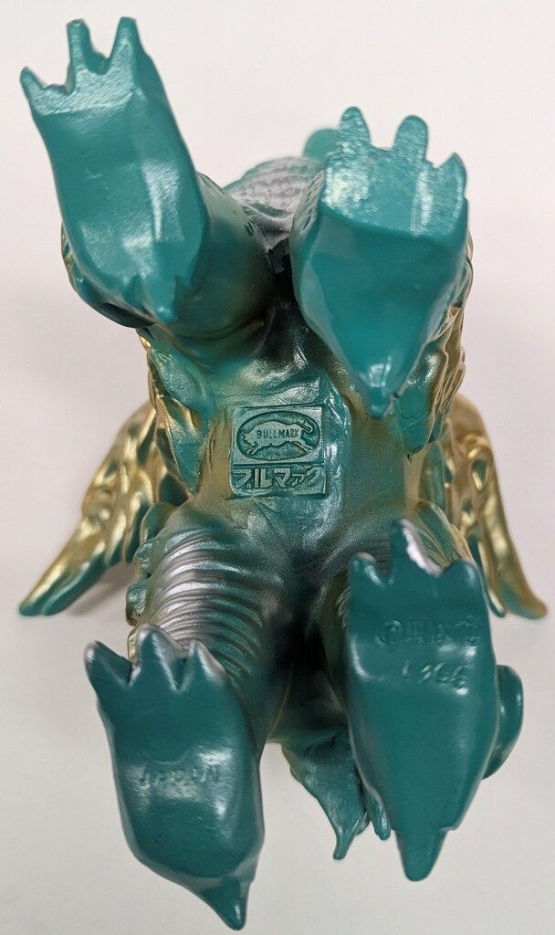 ウルトラ怪獣 ドドンゴ フィギュア 金色 ブルマァク ブルマァクの怪獣