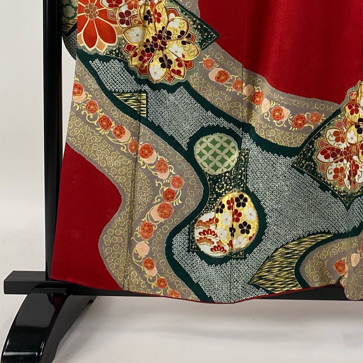 *着物反物*　紅型松竹梅と藍色草花　大人の兵児帯　半幅帯　長尺　ハンドメイド 着物反物* 紅型松竹梅と藍色草花 大人の兵児帯 半幅帯 長尺