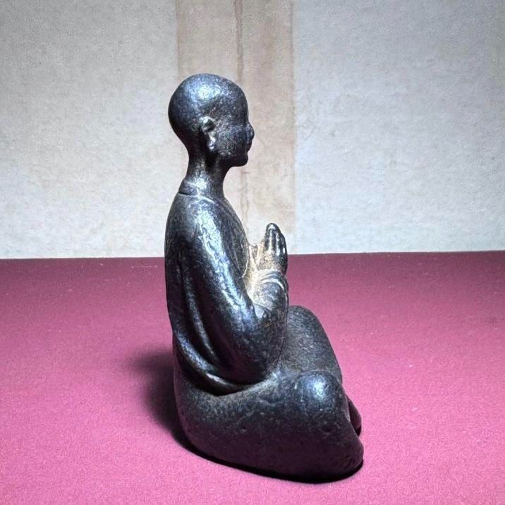 Amazon｜極小 ホビー・楽器・アート 鉄器 鉄仏 釈迦牟尼仏仏像