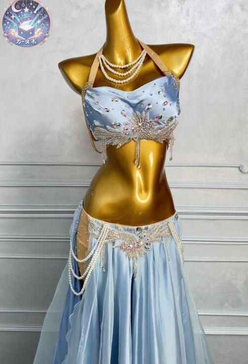 パール トップス＋スカート