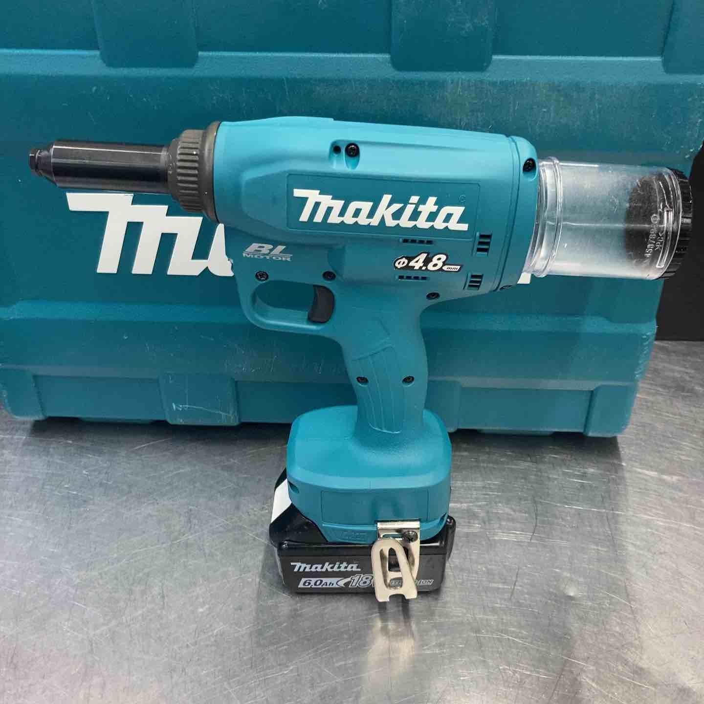 息をのむような マキタ Makita 18V 充電式リベッタ RV150DRG バッテリー2個付属 コードレス 東大和店 現状渡し