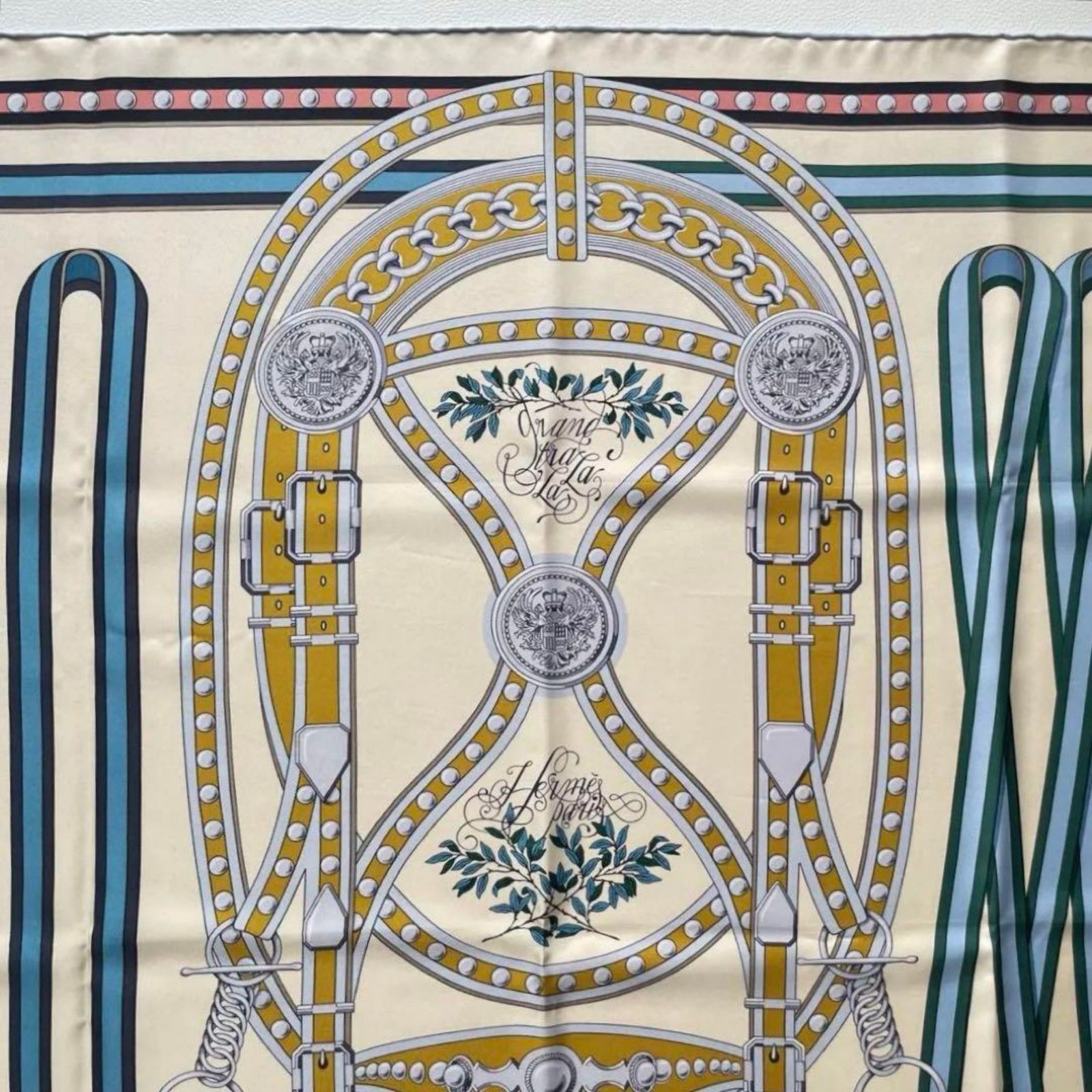 ✨希少美品✨HERMES エルメス カレ90 グラン・トゥラララ　シルク100％ 新品/希少】HERMES エルメス カレ90 グラン・トゥラララ Grand