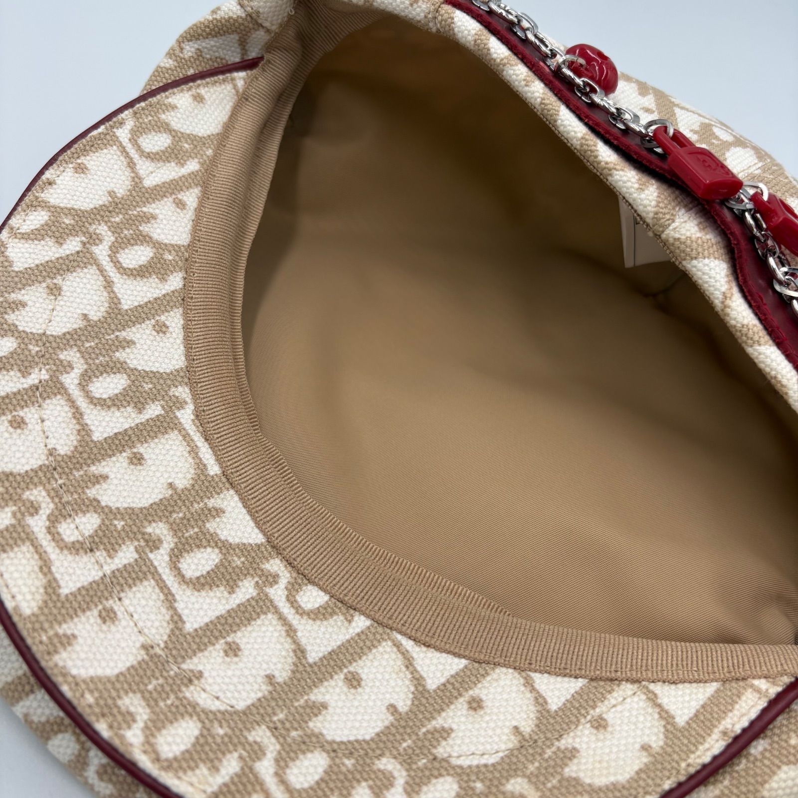 クリスチャンディオール キャスケット