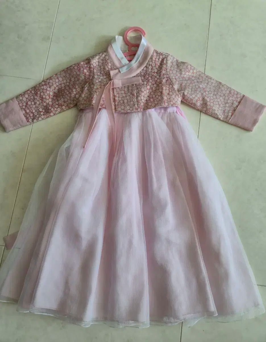 ユジュブティック 女の子用韓服 4 サイズ