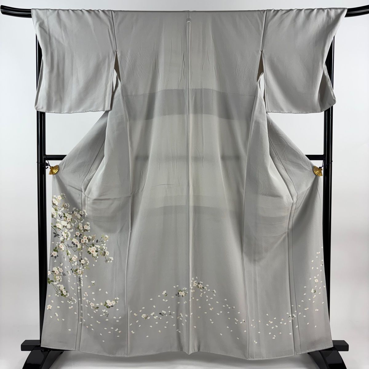 色留袖 身丈161cm 裄丈70cm L 袷 桜 花びら 灰色 正絹 名品 一つ紋