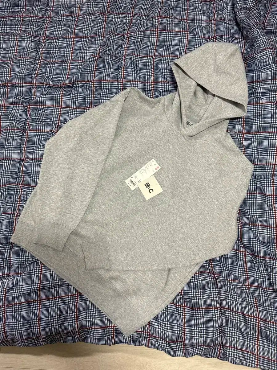 【雷市場（ポンジャン）商品韓国直送】 UNIQLO(ユニクロ) c パーカー ( M ）