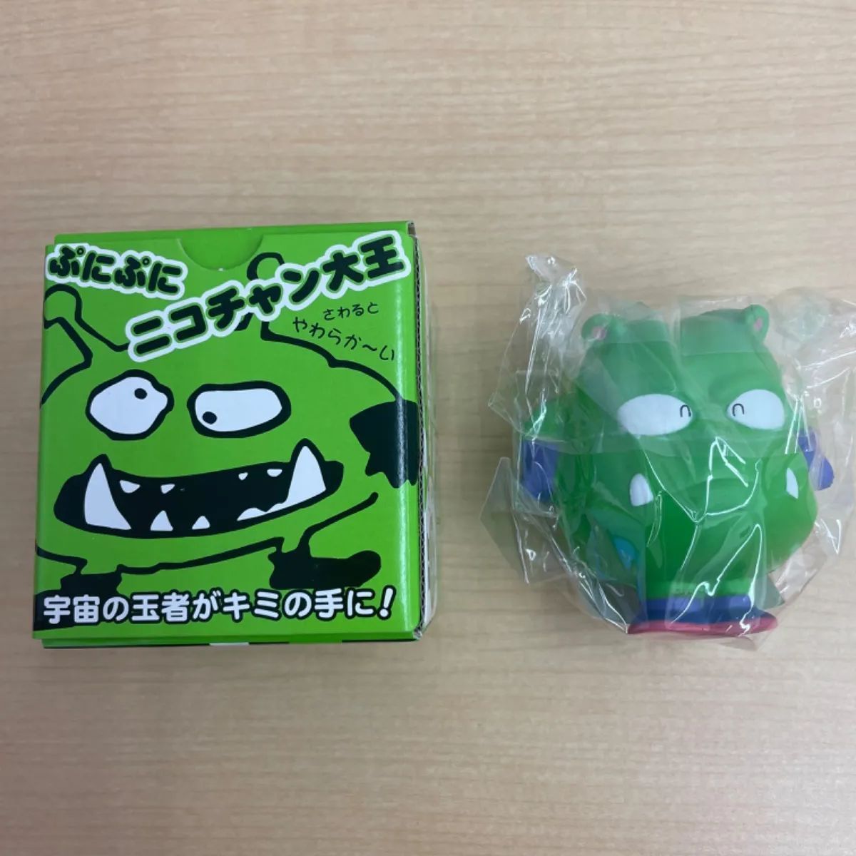箱とビニールも保存　非売品ニコチャン大王 Amazon.co.jp: フューチャーモデルズ EX合金PLUS+ Dr.スランプ