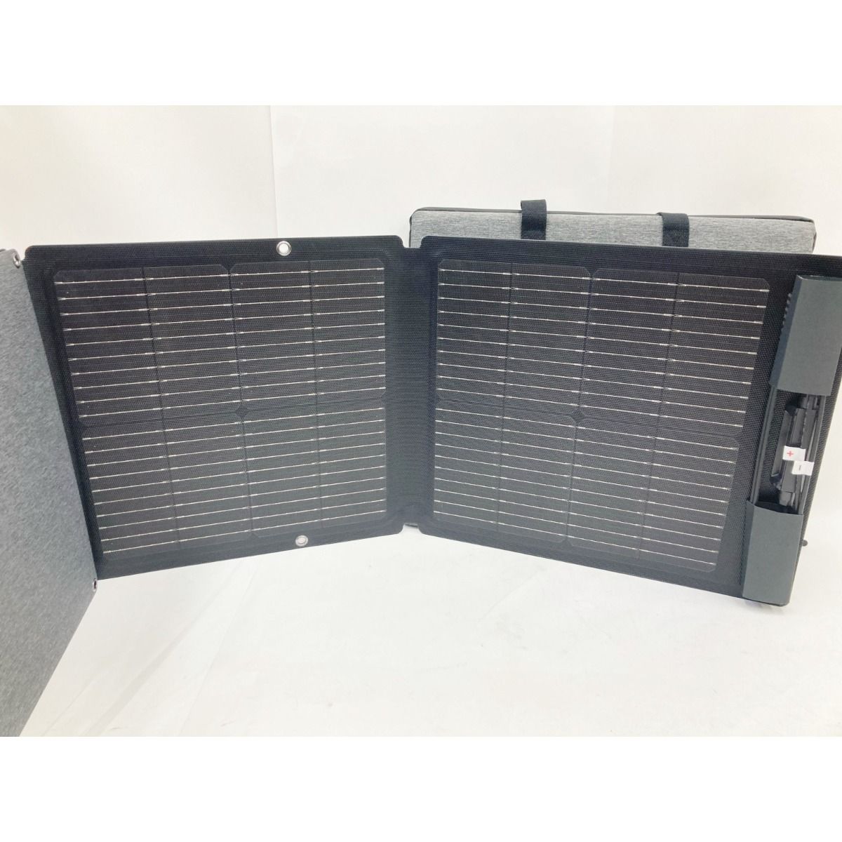 ЗЗEcoFlow エコフロー 110Wソーラーパネル チャージャー EF-Flex-110  