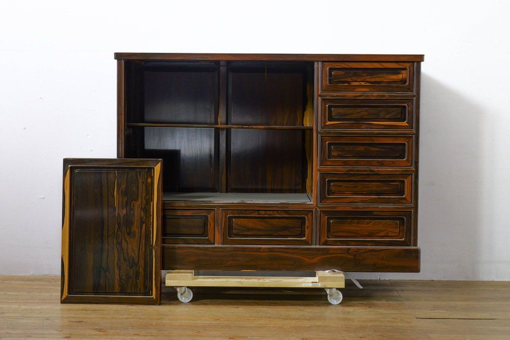 ユニバーサル 猫足 杢目 サイドボード usa アメリカ家具 universal ユニバーサル 猫足 杢目 サイドボード usa アメリカ家具