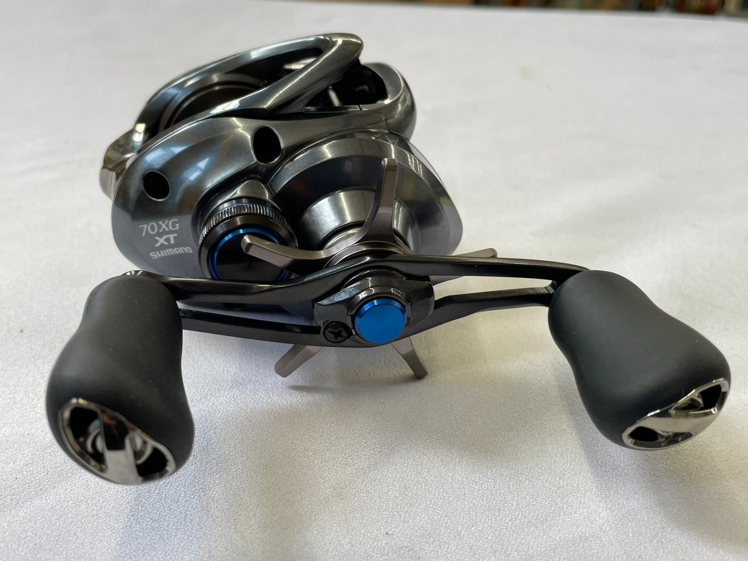 極美品 シマノ SLX DC XT70XG 右巻き ブラックバス