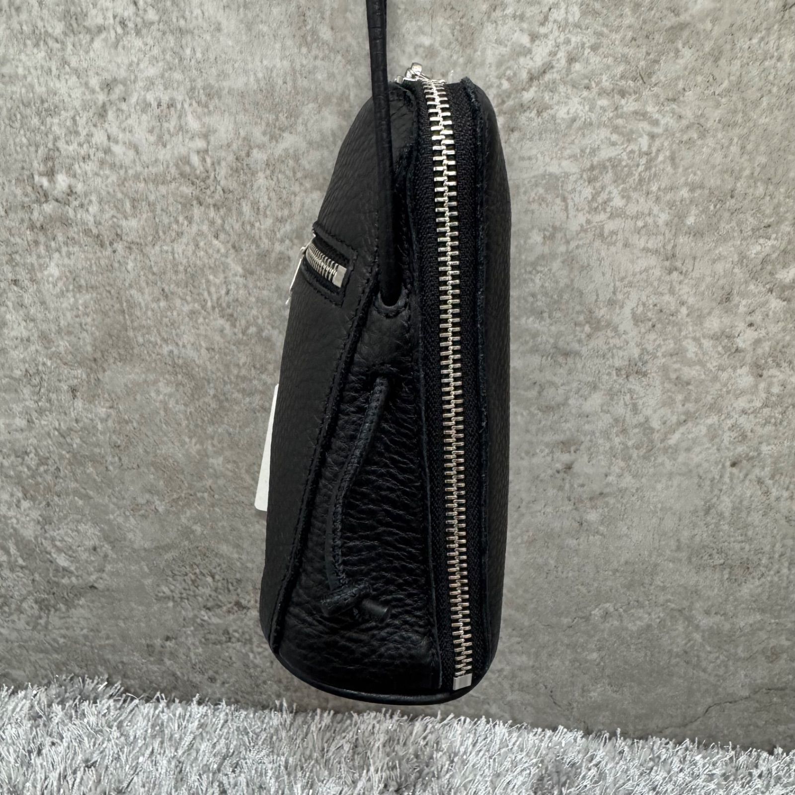 シュリンクレザー マルチポーチ