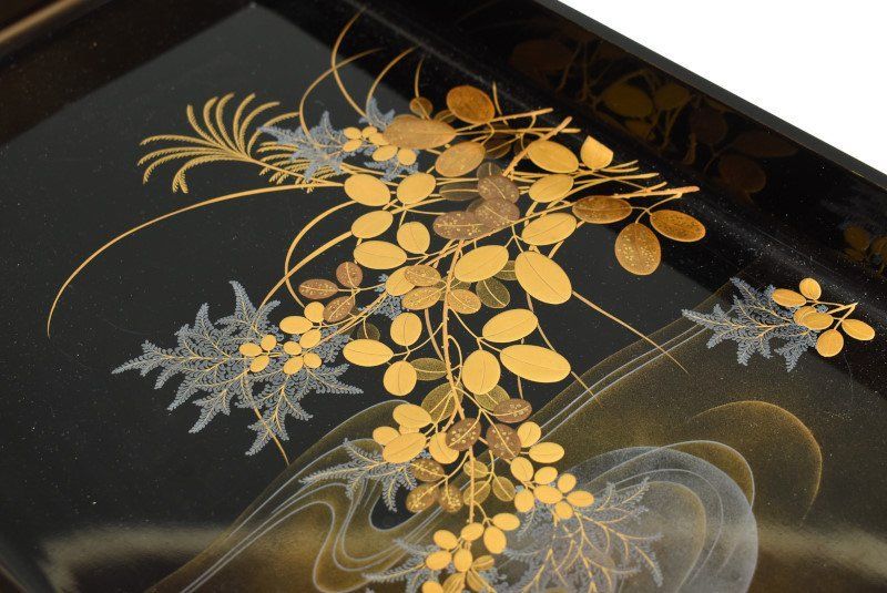 時代 蒔絵研出梨地萩流水文