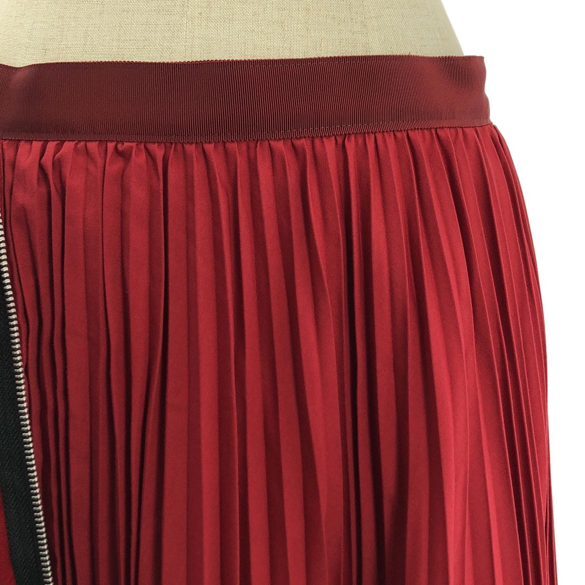 sacai / サカイ | Zip Detail Pleated Skirt / 異素材 切替