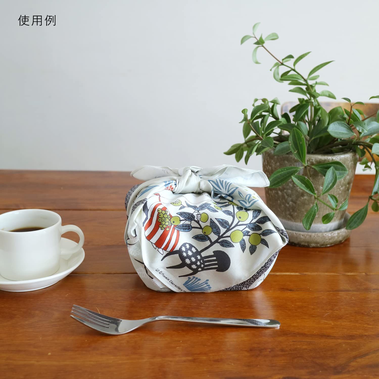 ❤️ムーミン♡名古屋帯❤️ 在庫処分】約W50×H50cm 綿100% ブルー 荒野の4人 【 ハンカチ