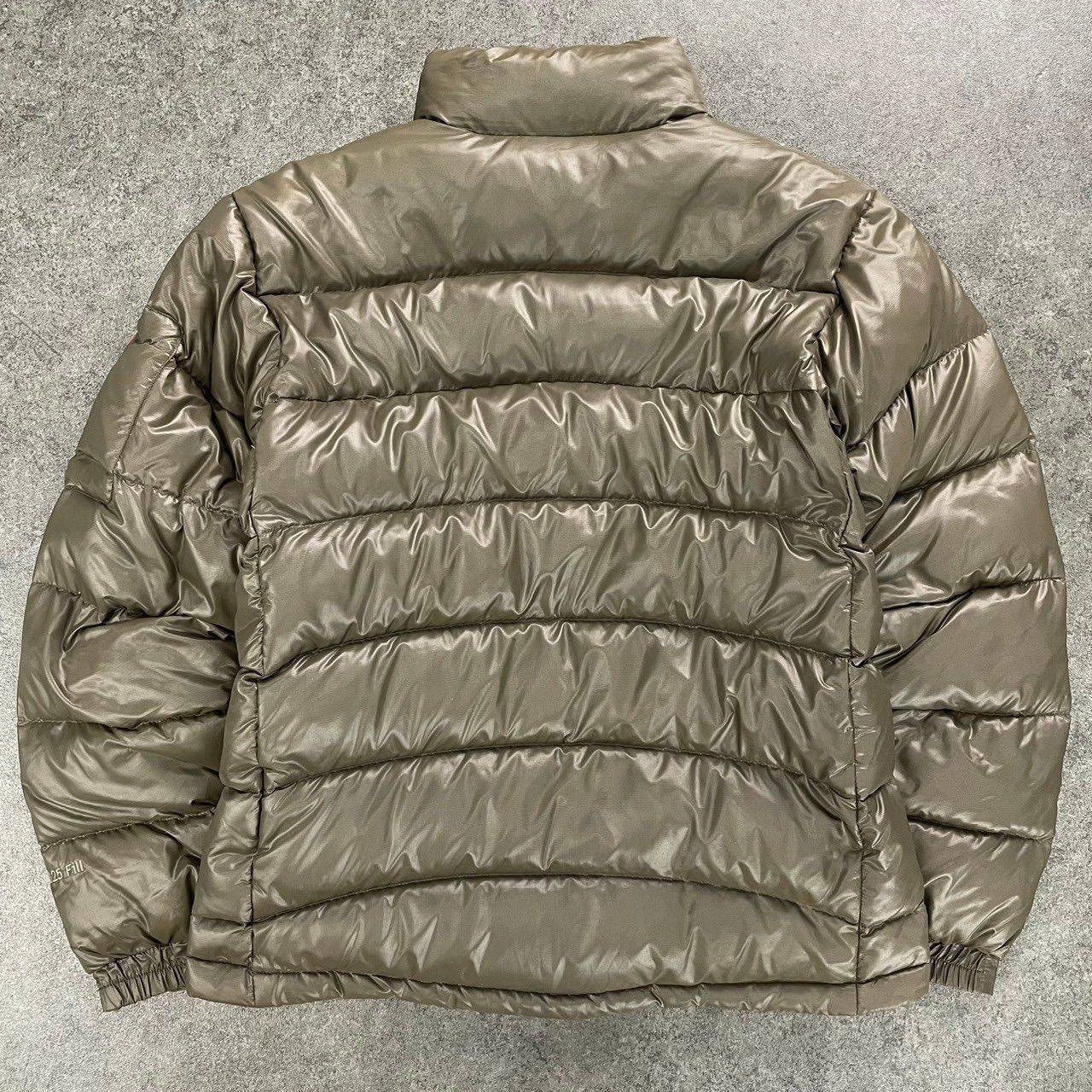 Marmot 825 Fill Power Down Jacket Full Zip マーモット ダウンジャケット 825フィルパワー ジップアップ  ロゴ刺繍 ダウン90%入り 軽量 メンズ ライトダウン MJD-F0014 - メルカリ