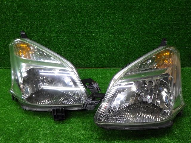 トヨタ NCP100|105 ラクティス 前期 ヘッドライト 左右 ハロゲン レベ付 5 52-156 250412036