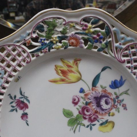 1850年頃 定価30万◇マイセン マルコリーニ期『金彩コバルト花文透かし