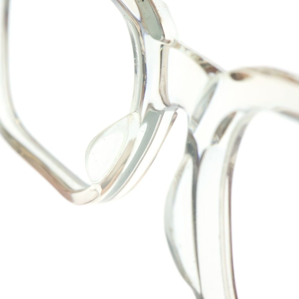 スクエアクリアフレーム