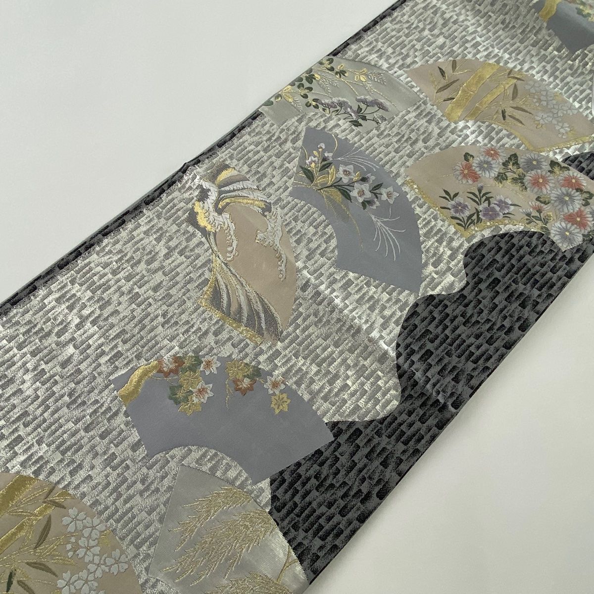 袋帯 美品 秀品 扇面 草花 金銀糸 箔 銀色 六通 正絹 【中古