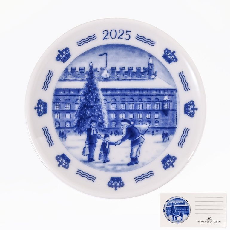 新品 ロイヤルコペンハーゲン 小皿 ミニプレート イヤープレート 2025年 8.5cm Christmas in Copenhagen ブルーコレクタブル 1425702(1074927) 洋食器 北欧デザイン ネコポス