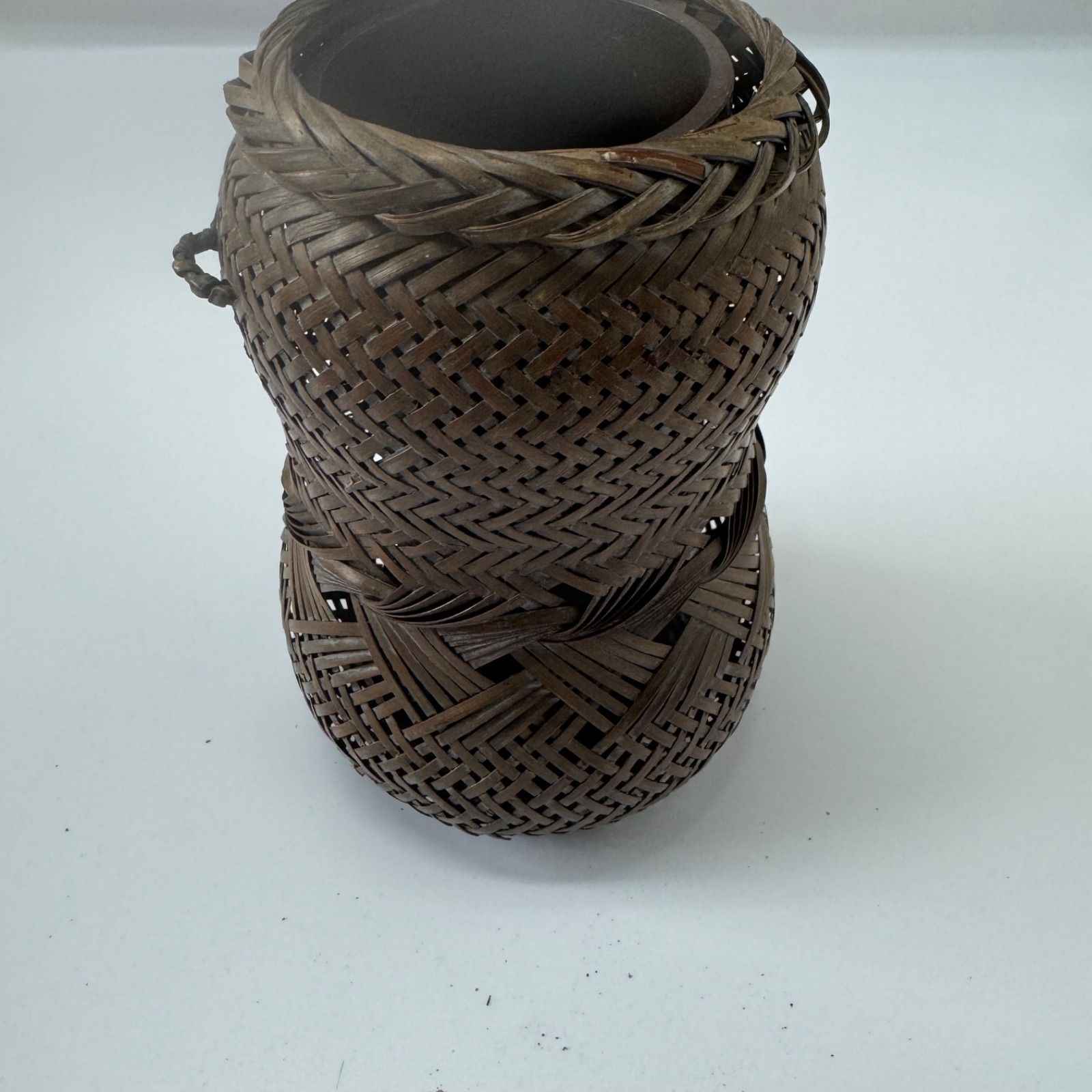 壁掛け　飾り　竹細工　竹編み▼花器　茶道具 壁に花を咲かせる楽しみ ~掛花入・掛花籠~ - Toru Hatsuta