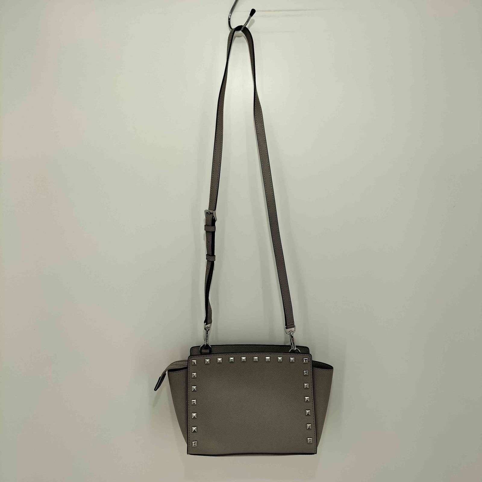 マイケルコース Michael Kors セルマ スダッズショルダーバッグ