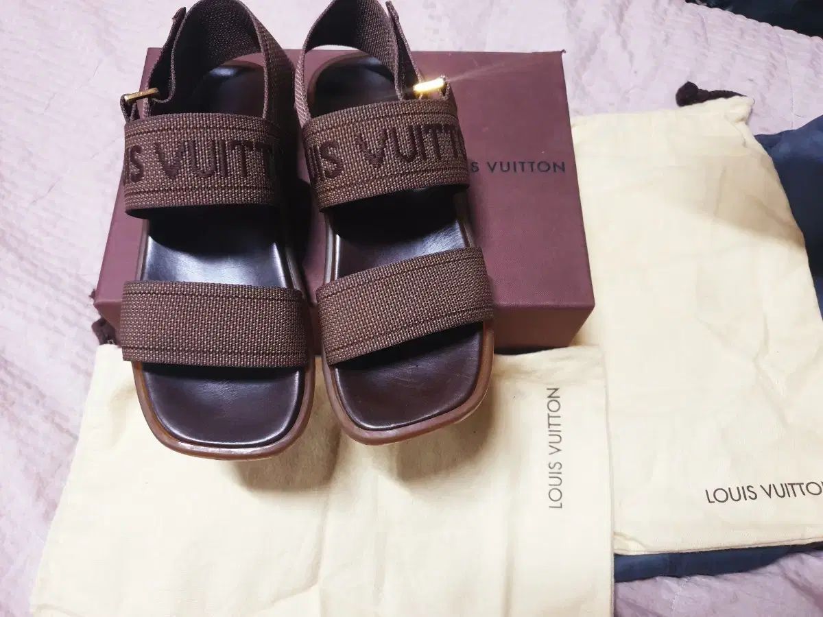 Louis Vuitton ルイヴィトン サンダル 36 225 230 235