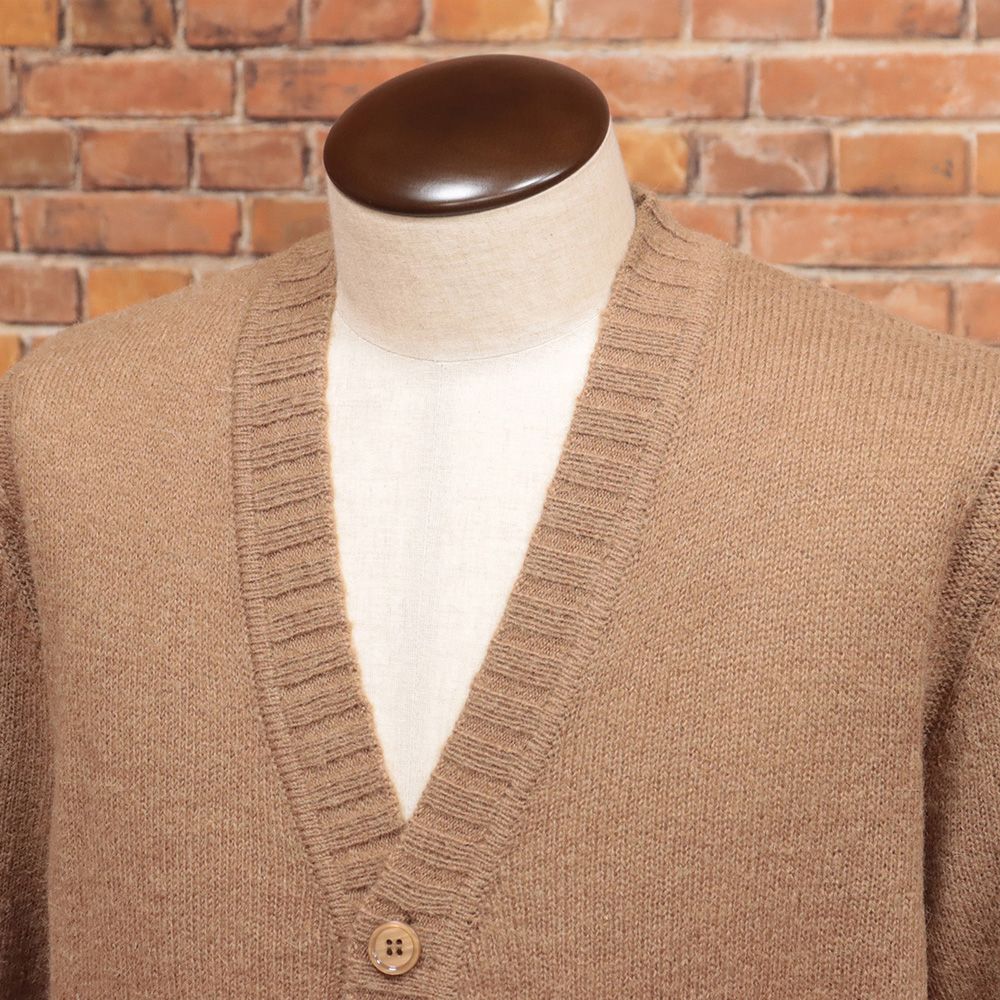 25秋冬 GAUDI Lサイズ ニットカーディガン C521GU53048 モヘア混 Vネック ポケット付き カジュアル 上質 メンズ ガウディ 茶色 ブラウン mc359