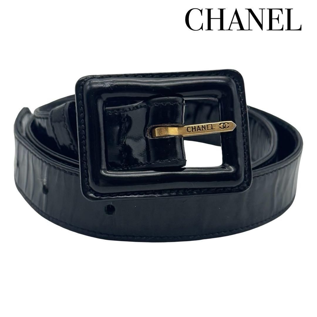 CHANEL　ゴールド×ブラック　大きめバックル　ベルト　太め　エナメル CHANEL シャネル パテントレザー エナメル ベルト ブラック