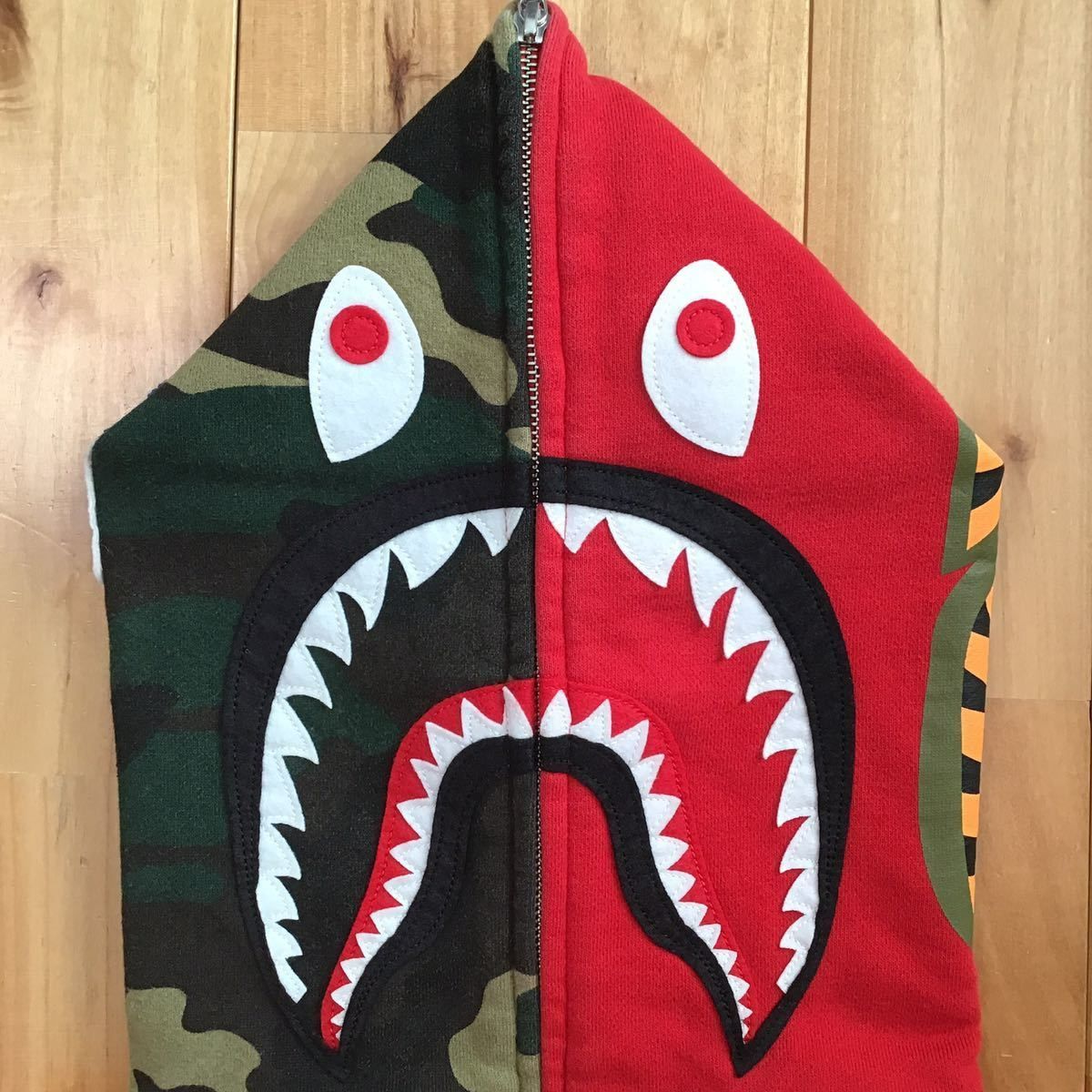3*%様 BAPE Bapeland 1周年記念 シャーク パーカー Bapeland 1周年記念 シャーク パーカー Mサイズ shark full zip hoodie