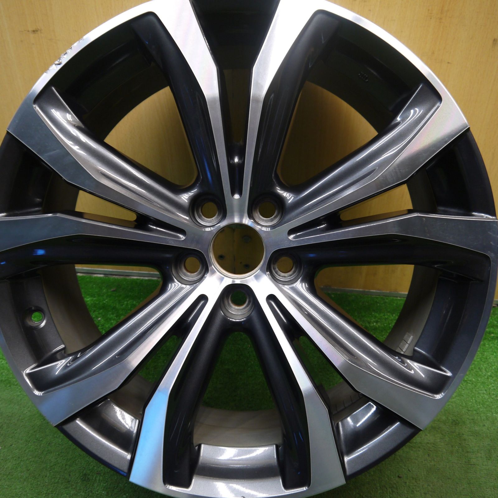 レクサス RXバージョンL 純正アルミホイール 20インチ 中古品 1本 20系レクサスRXバージョンL純正ホイール○20インチ8J＋30 5穴PCD114.3