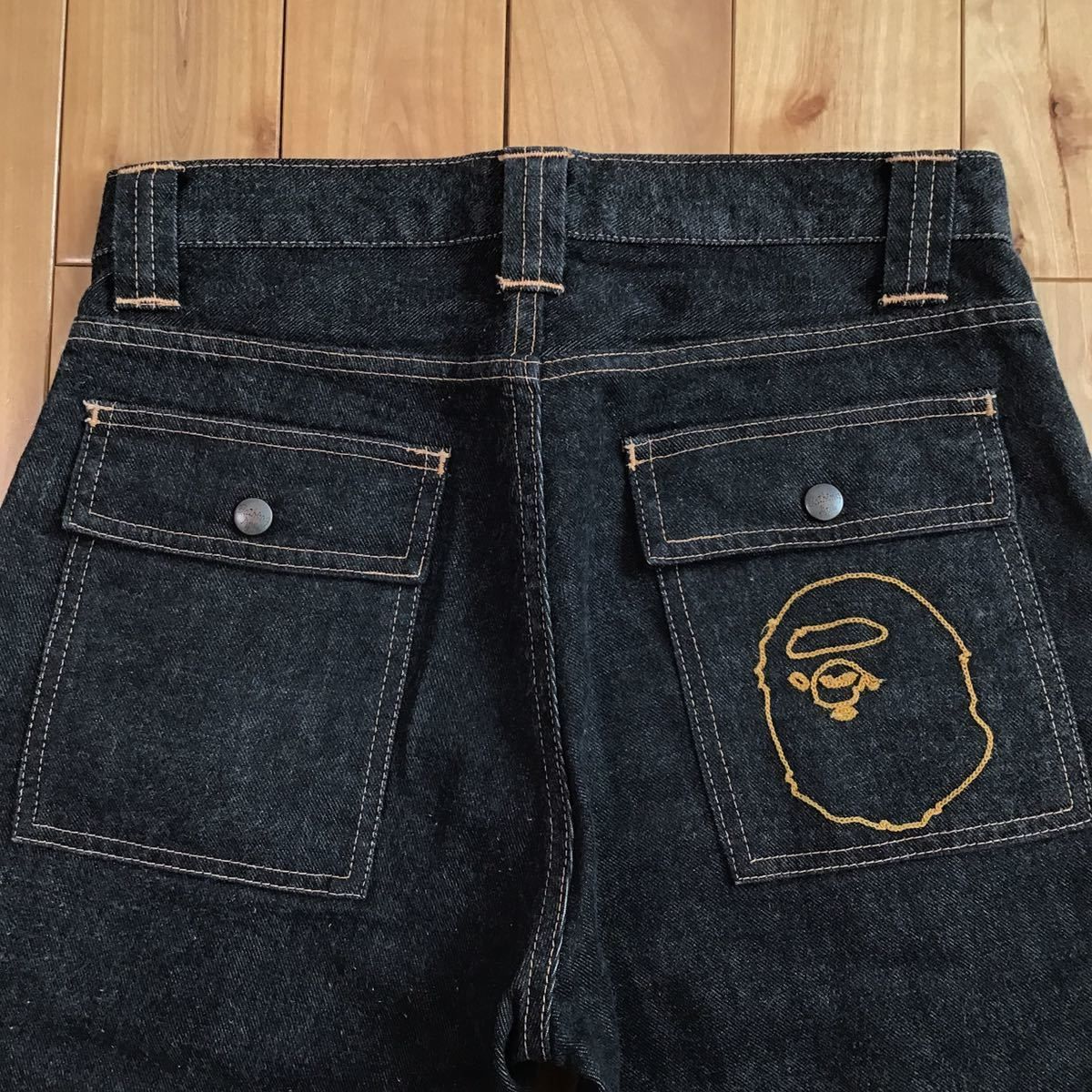 【初期】アベイシングエイプAPE HEAD 刺繍 ブラック デニム パンツ S 初期】アベイシングエイプAPE HEAD 刺繍 ブラック デニム パンツ